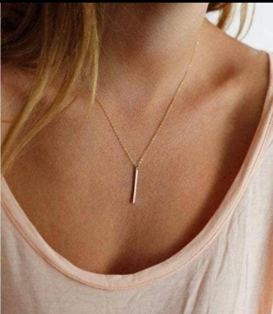 Short Bar Necklace